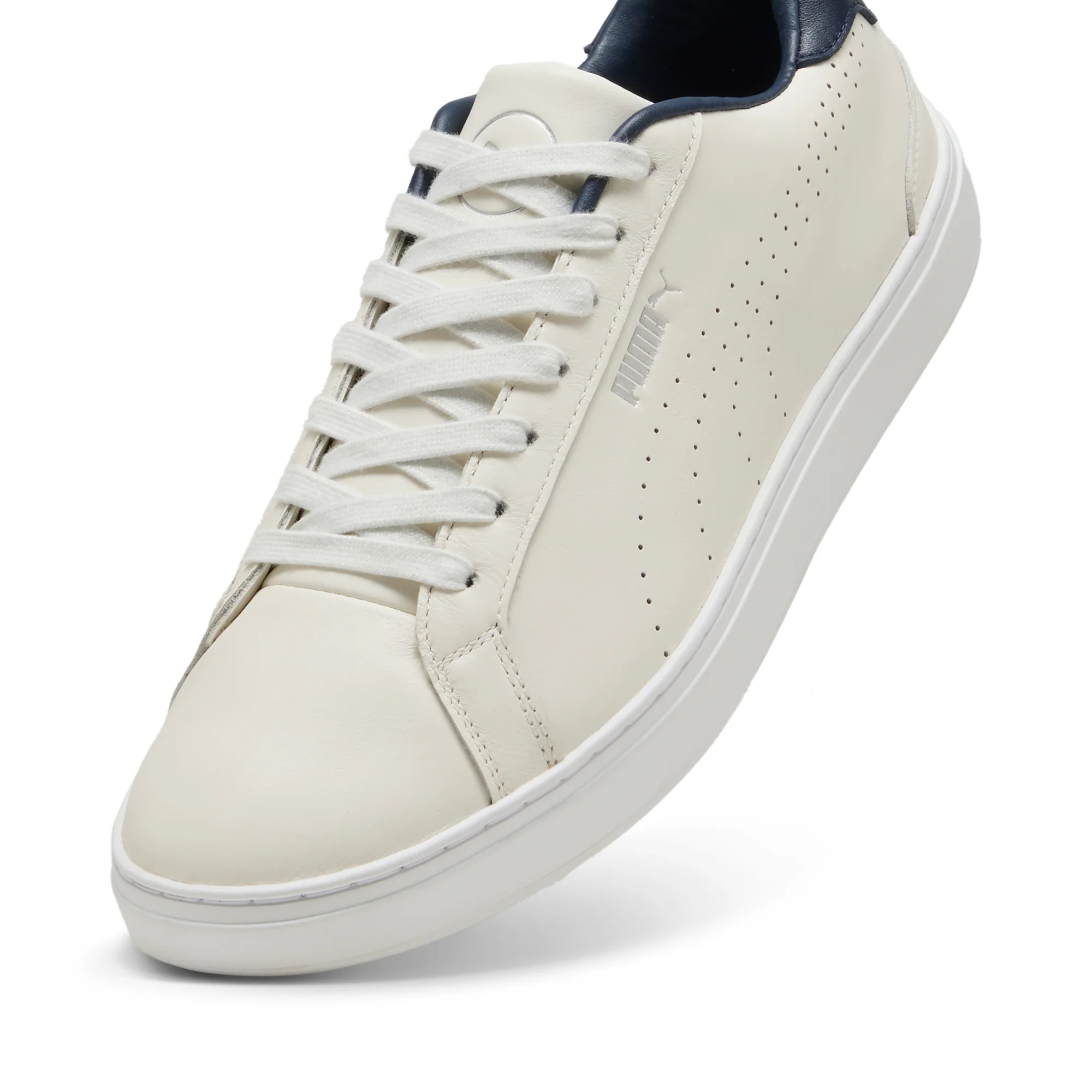 Classic G Spikeless Golf Shoes - Image 6