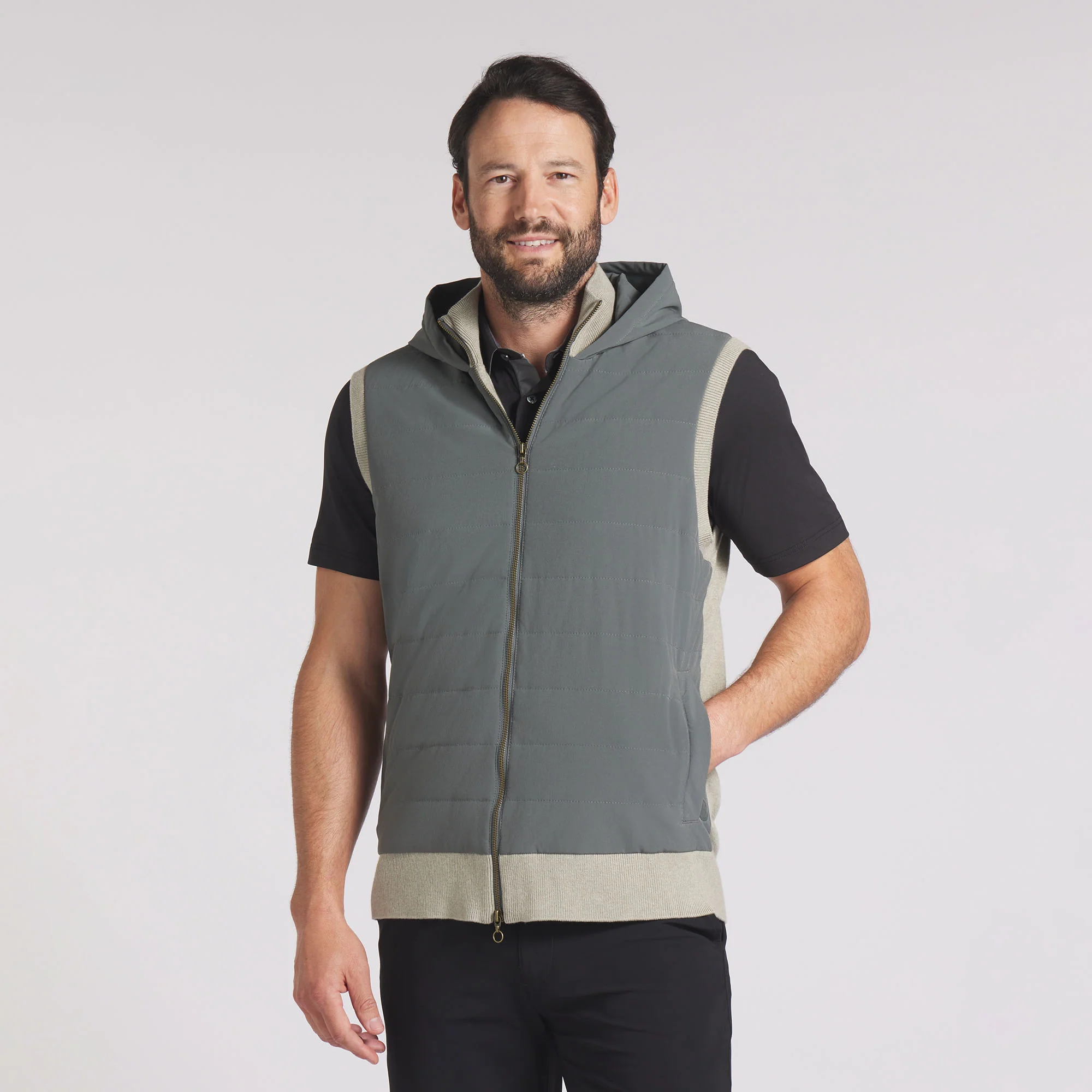 Clubhouse Hybrid Golf Vest - Image 7