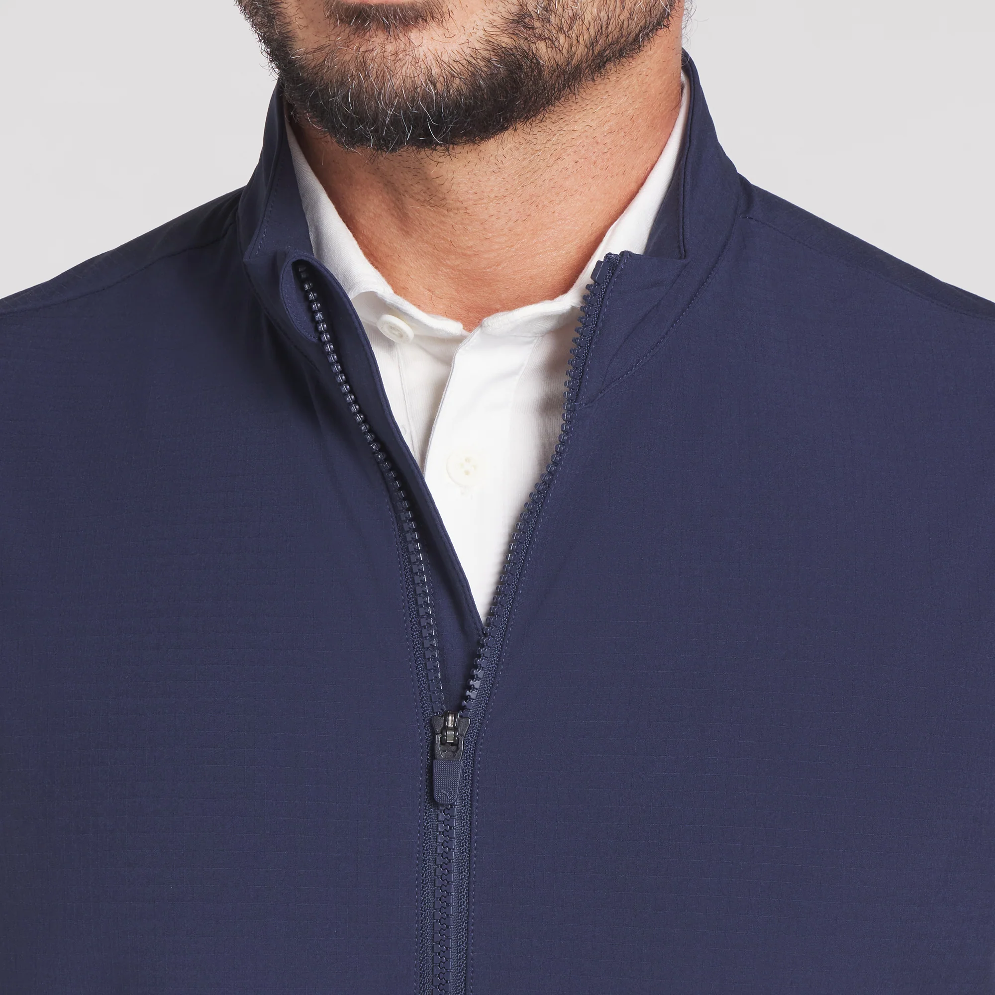 Ripguard Golf Vest - Image 10
